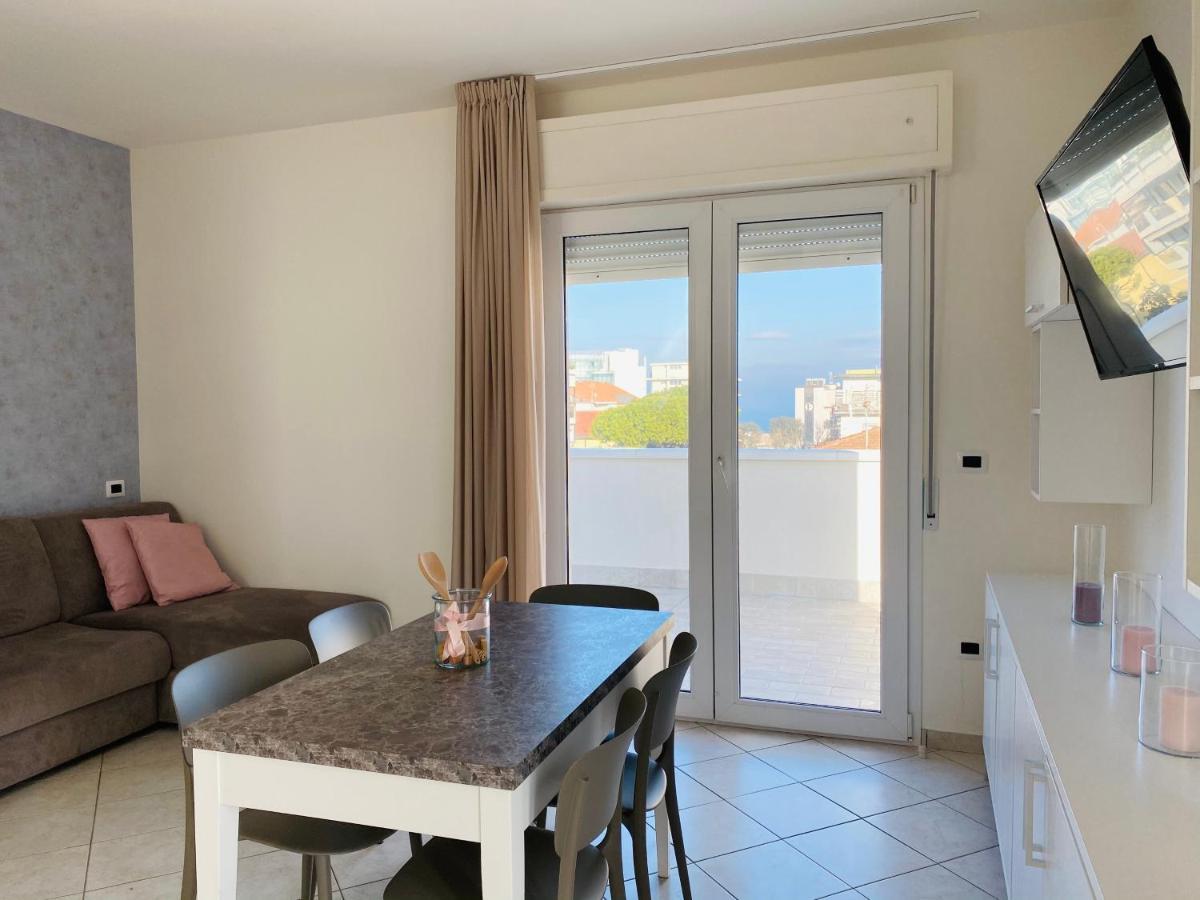 Rimini Bay Suites&Residence Exterior foto
