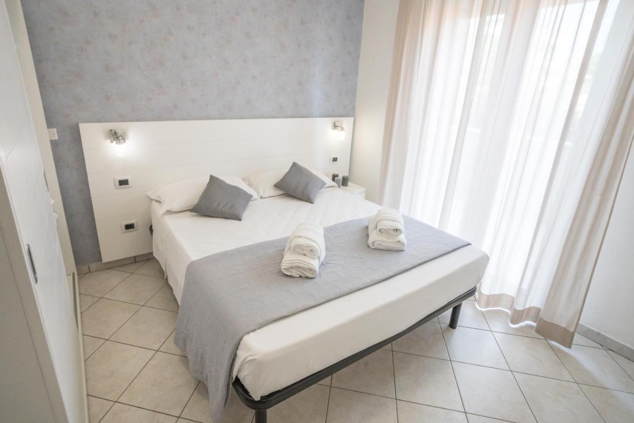 Rimini Bay Suites&Residence Exterior foto